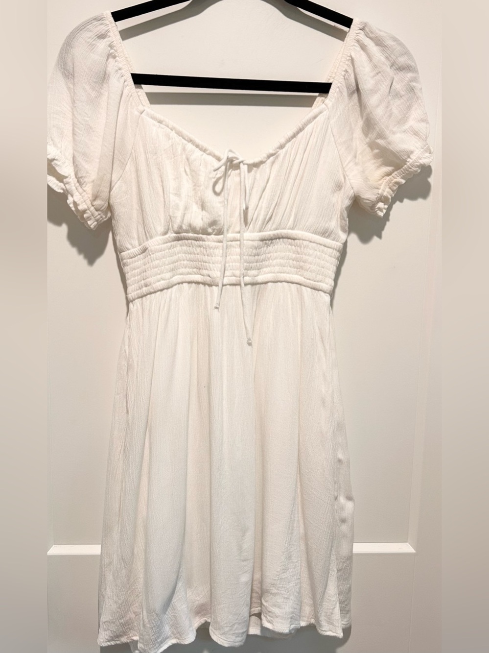 Hollister White Babydoll Mini Dress Cottagecore Puff Sleeve Small - Picture 2 of 8